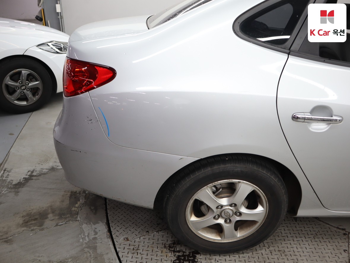 Hyundai Elantra - 39