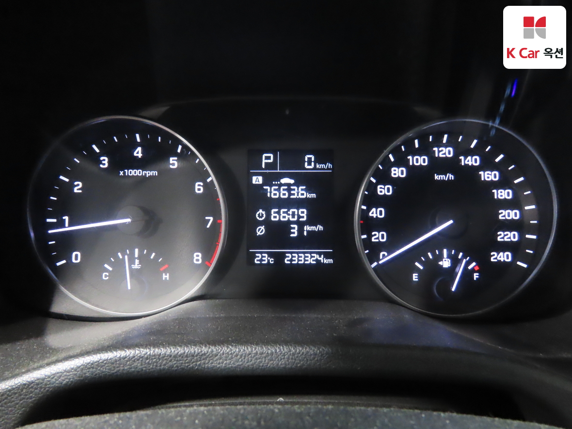Hyundai Elantra - 5