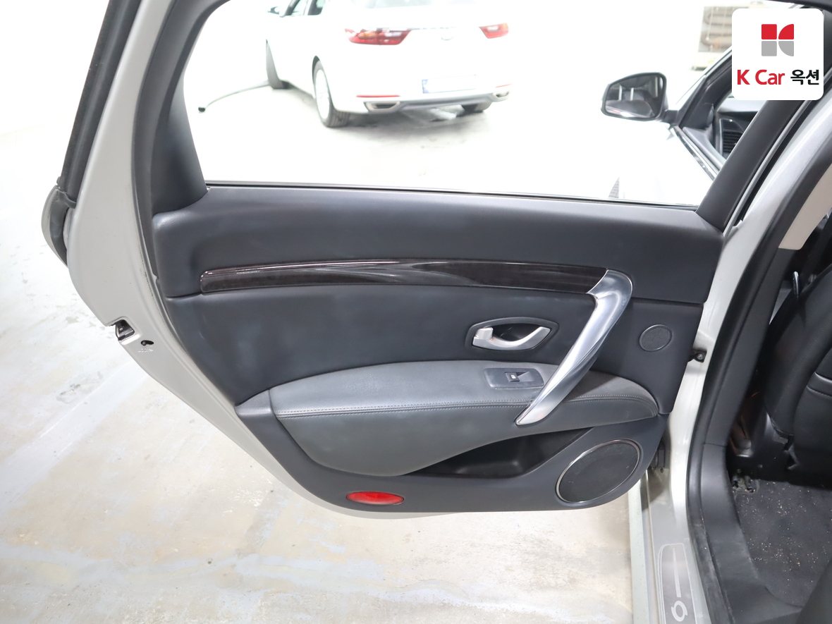 Renault Samsung SM7 - 25