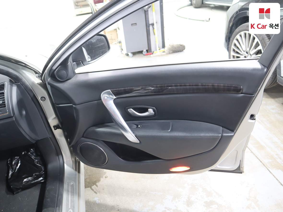 Renault Samsung SM7 - 31