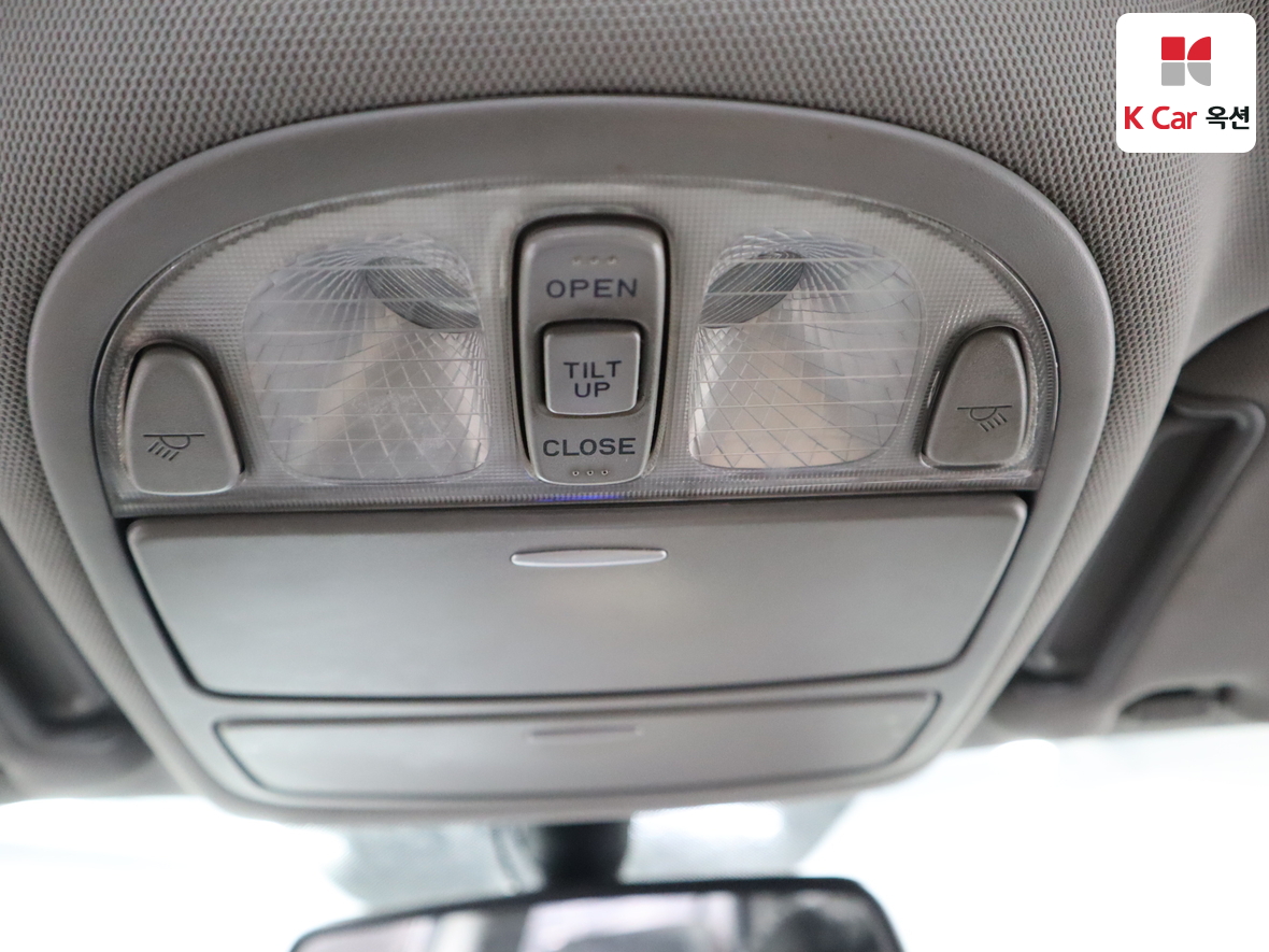 Hyundai SANTAFE - 12