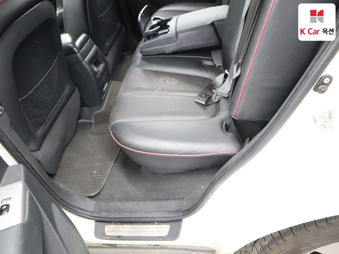 Hyundai SANTAFE - 23