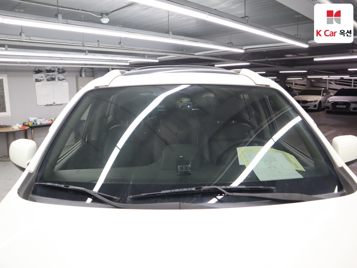 Hyundai SANTAFE - 35