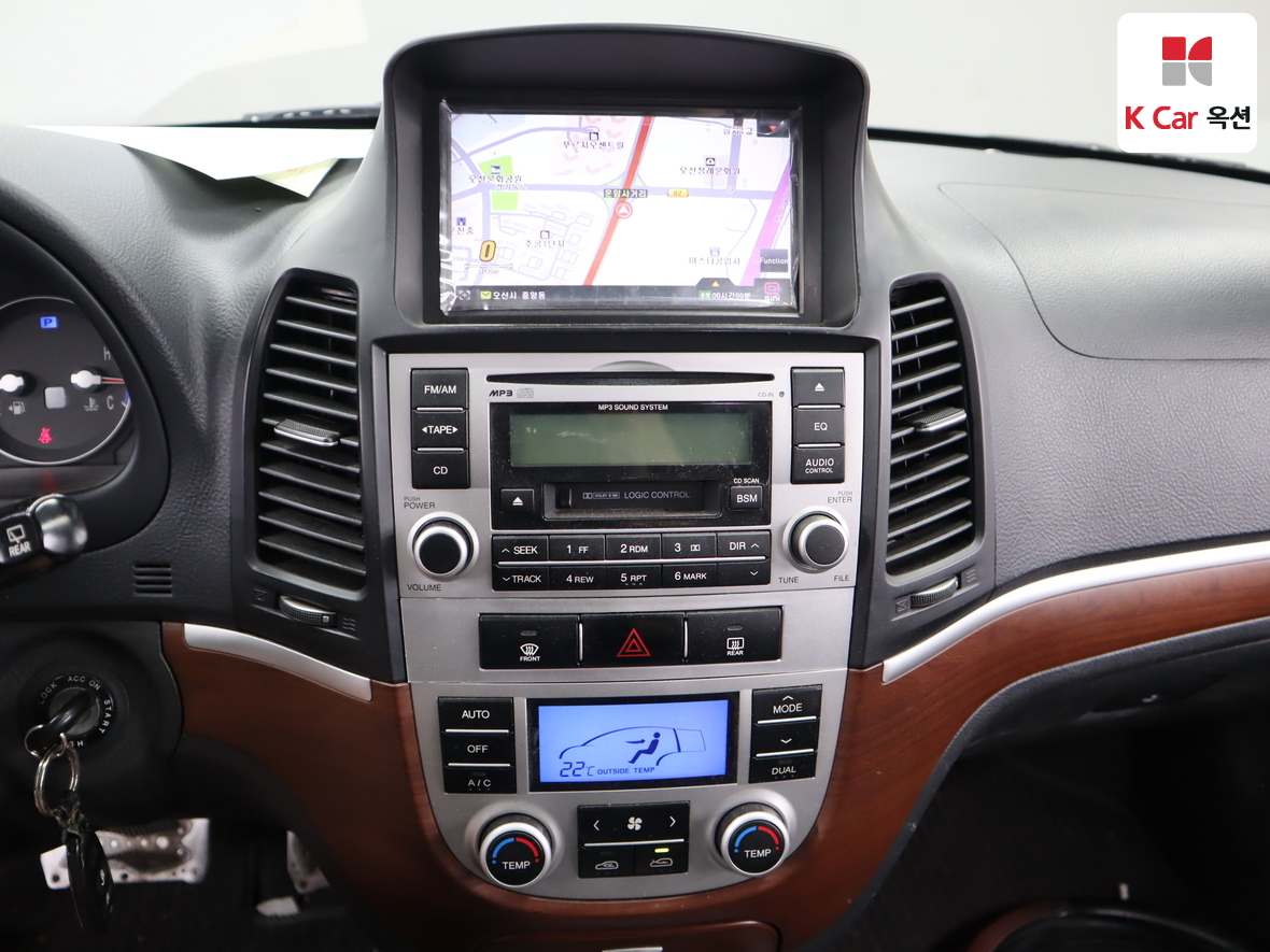 Hyundai SANTAFE - 6