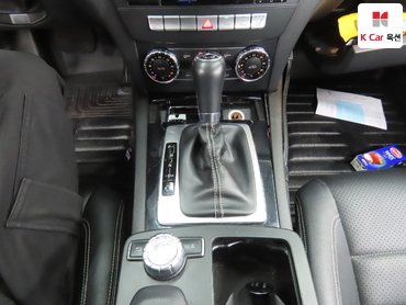 2013 - mercedes-benz c220