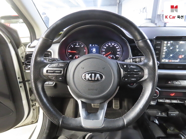 2018 - kia stonic