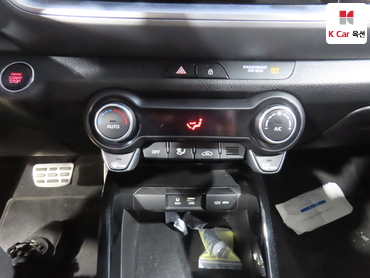 2018 - kia stonic