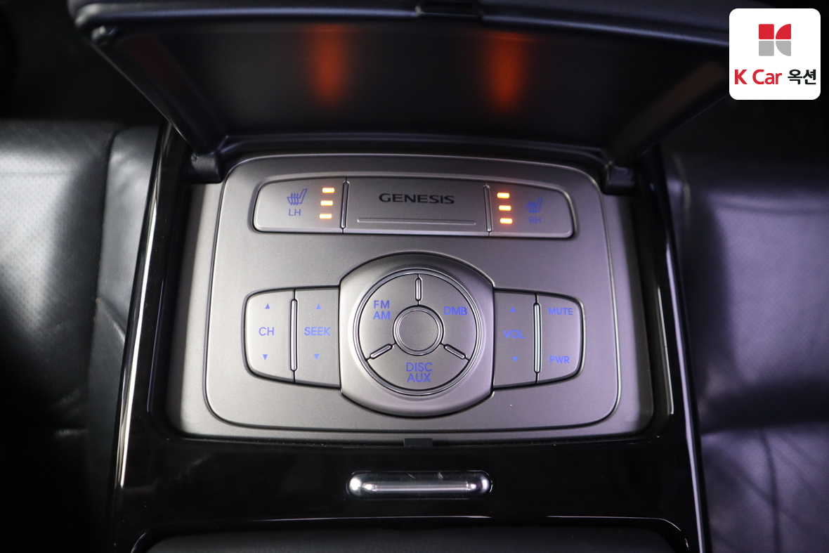 Hyundai Genesis - 23