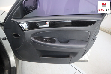 2012 - hyundai bh330