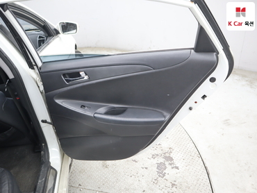 2011 - hyundai sonata