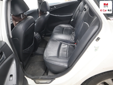 2011 - hyundai sonata