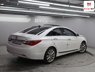 2011 - hyundai sonata