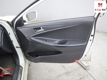 2011 - hyundai sonata