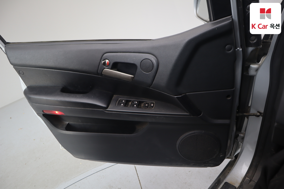KG Mobility Korando Sports - 8