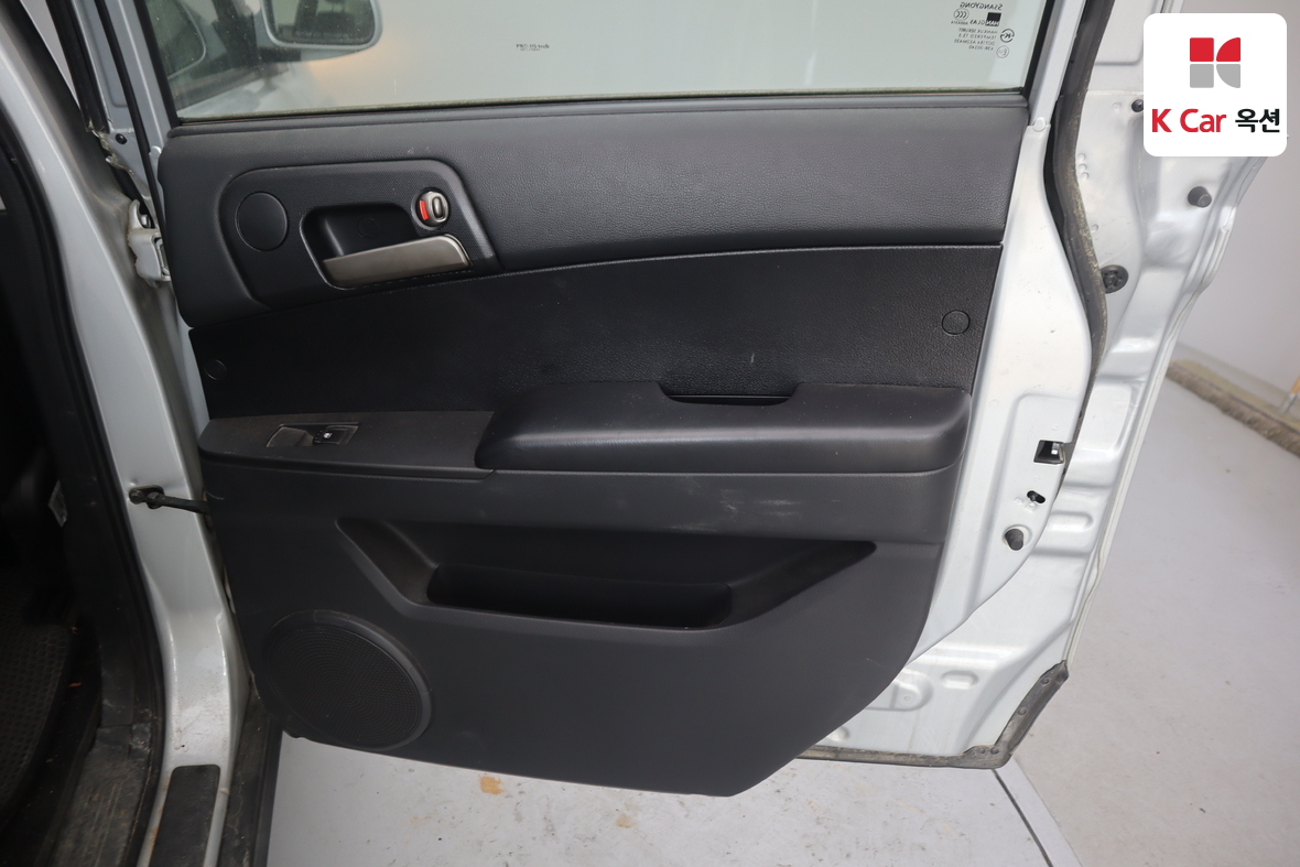 KG Mobility Korando Sports - 24