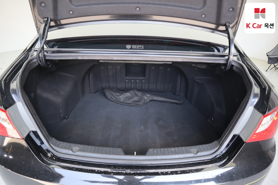 Hyundai Sonata - 24