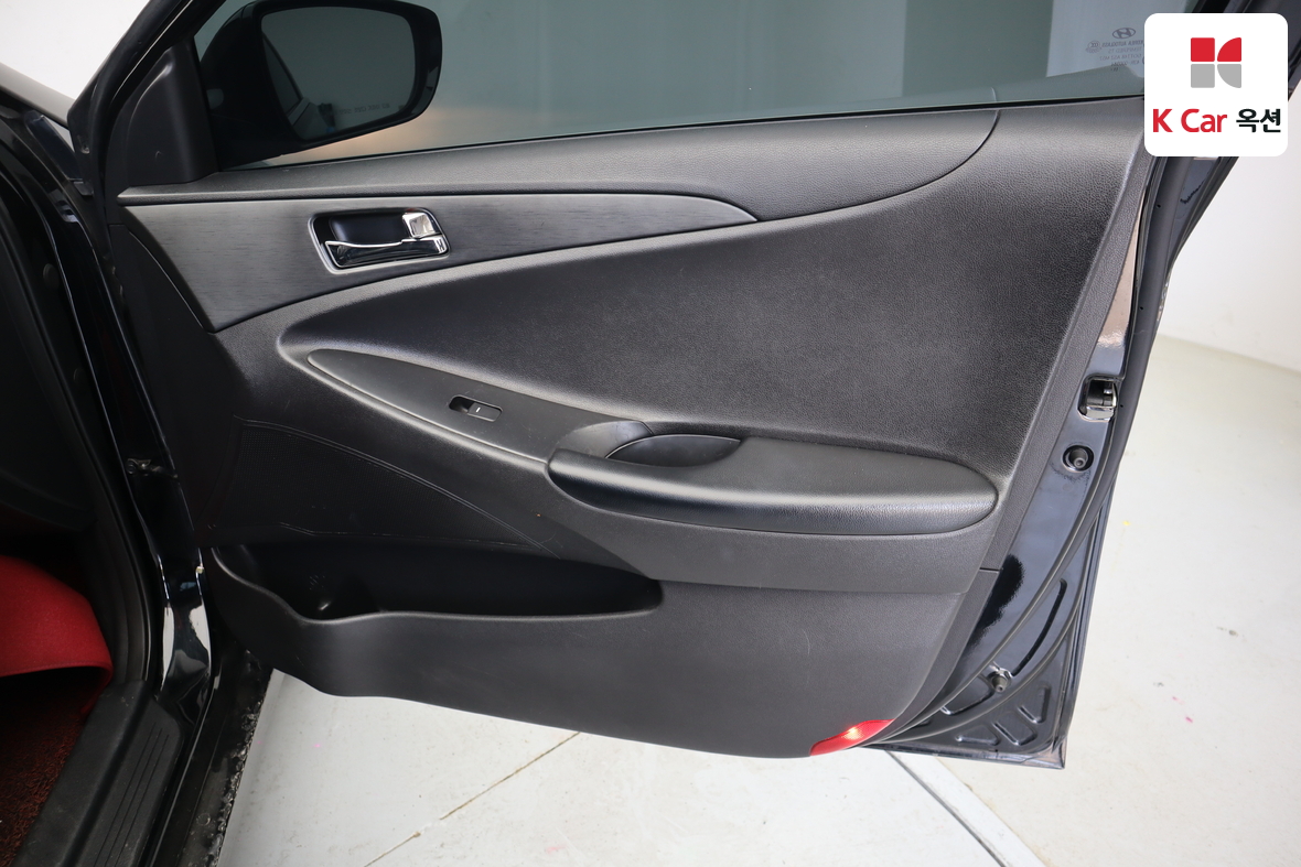 Hyundai Sonata - 27