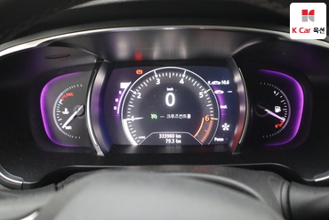 2016 - renault sm6