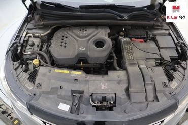 2016 - renault sm6