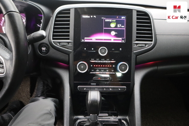 2016 - renault sm6