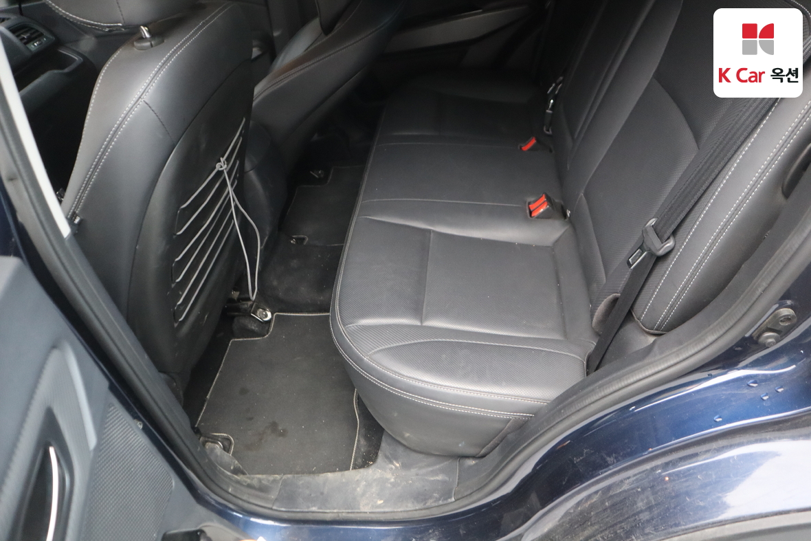 KG Mobility Tivoli - 22