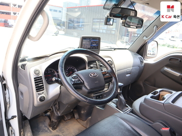 2020 - kia bongo iii