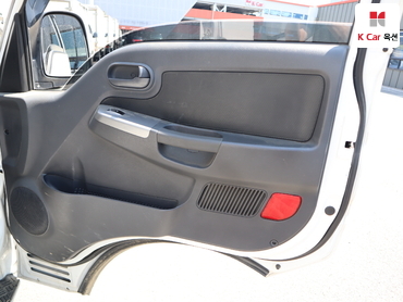 2020 - kia bongo iii