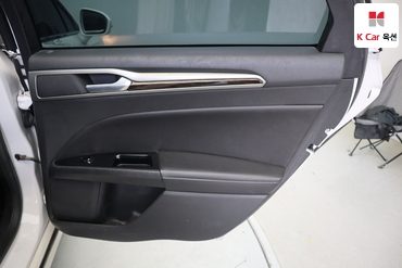 2014 - ford fusion