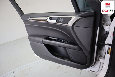 2014 - ford fusion