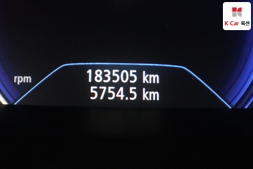 2016 - renault sm6