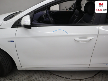 2016 - hyundai ioniq