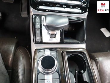 2017 - genesis eq900