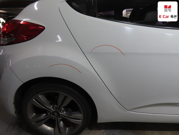 2013 - hyundai veloster