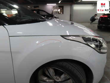 2013 - hyundai veloster