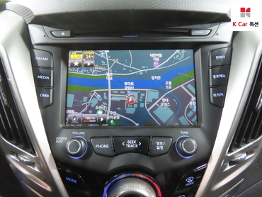 2013 - hyundai veloster