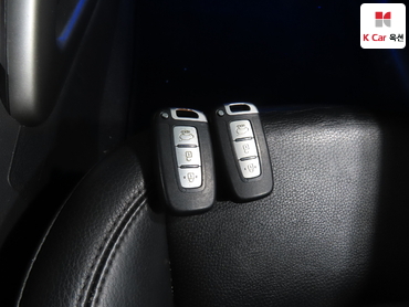 2013 - hyundai veloster