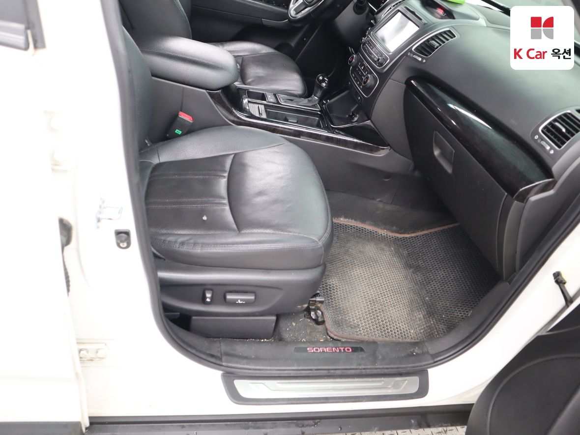 Kia Sorento - 29