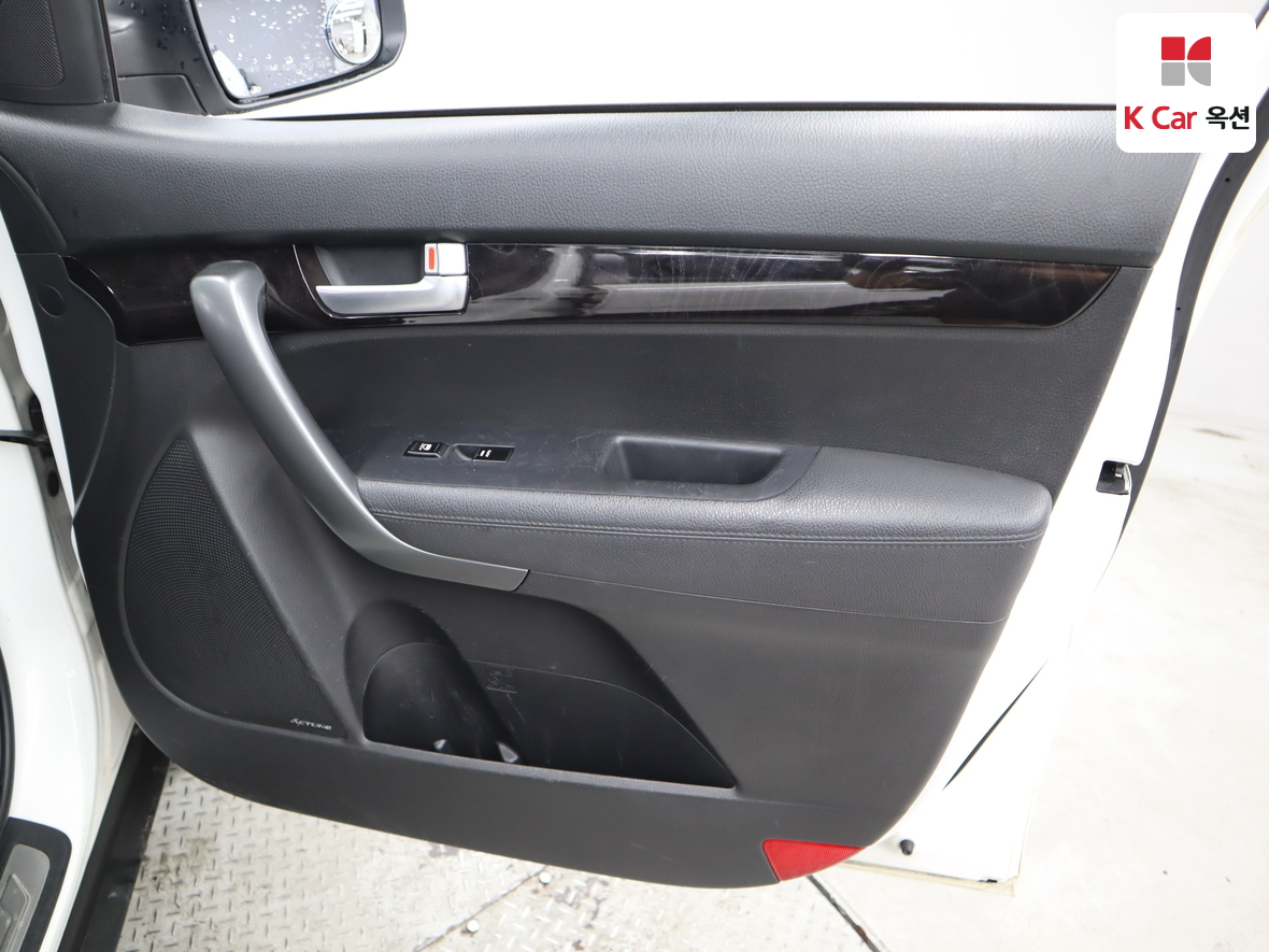 Kia Sorento - 28