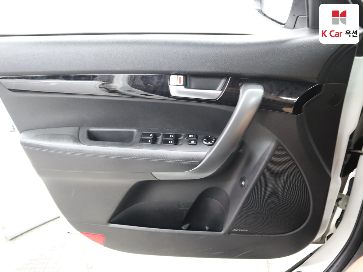 Kia Sorento - 8