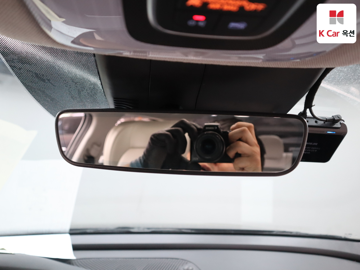 Hyundai Elantra - 13
