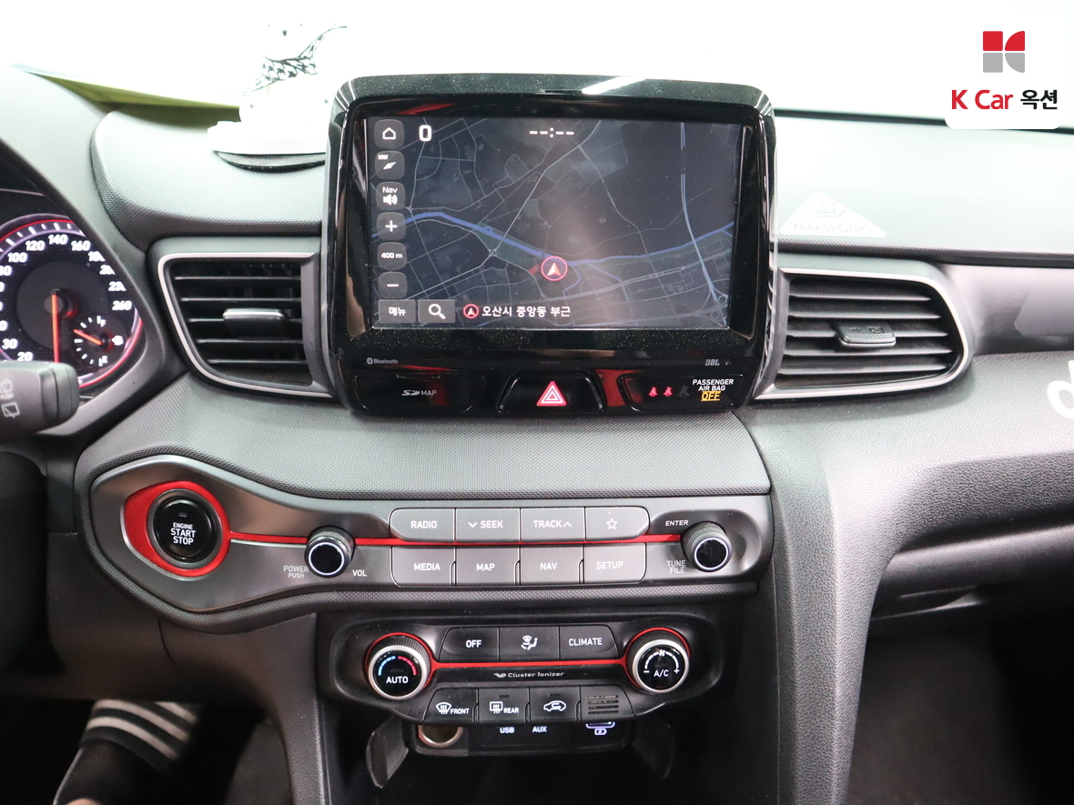 Hyundai Veloster - 6