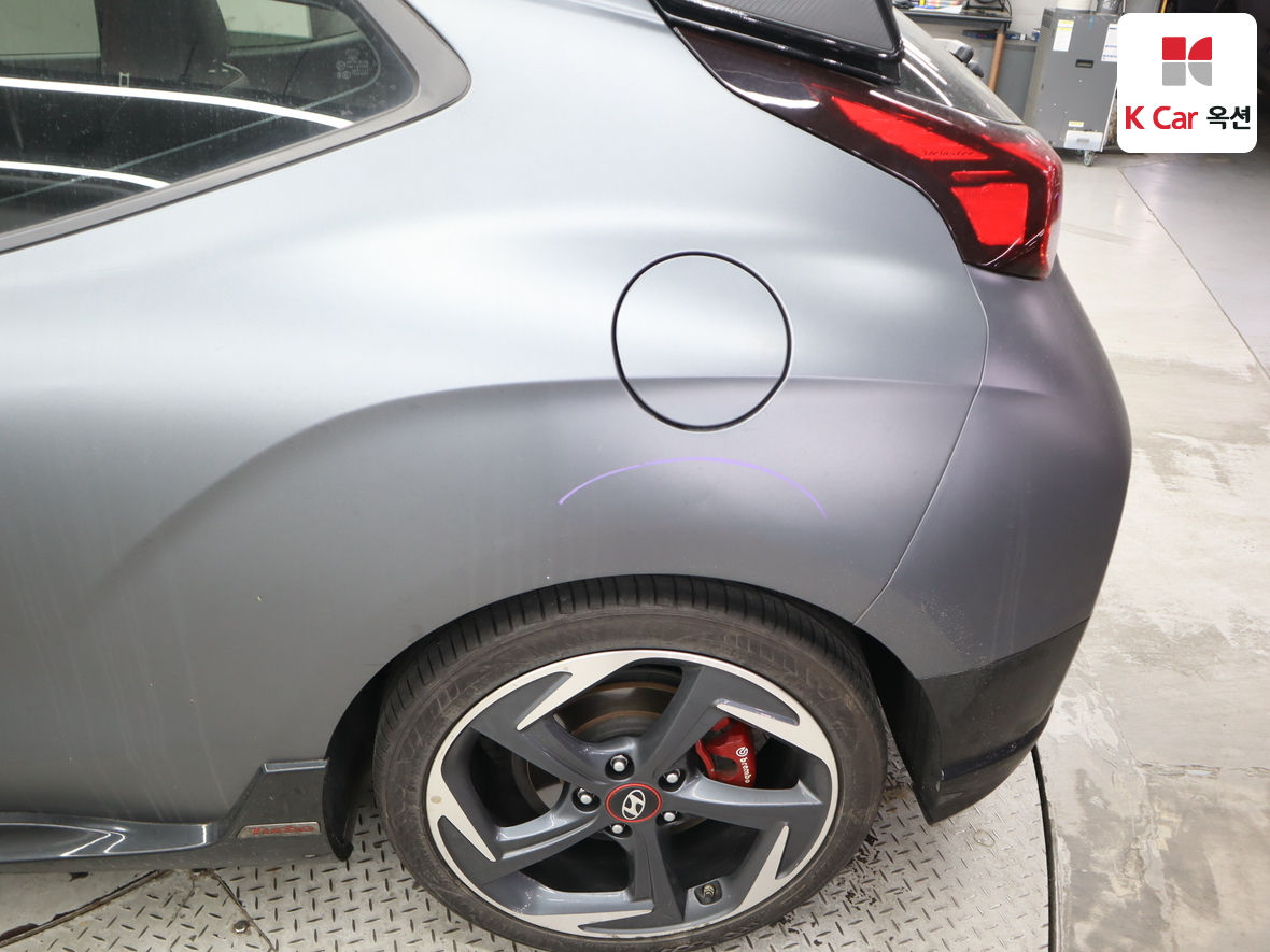 Hyundai Veloster - 37