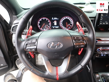 2018 - hyundai veloster
