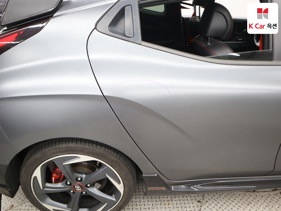 Hyundai Veloster - 38