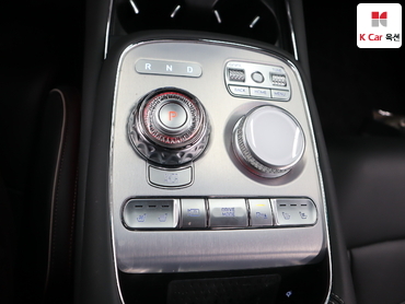 2025 - genesis g90
