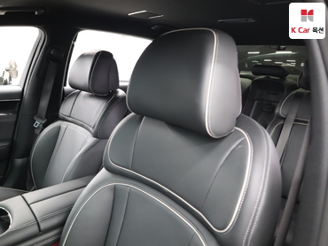 2025 - genesis g90