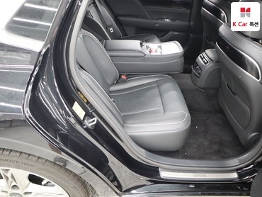 2025 - genesis g90