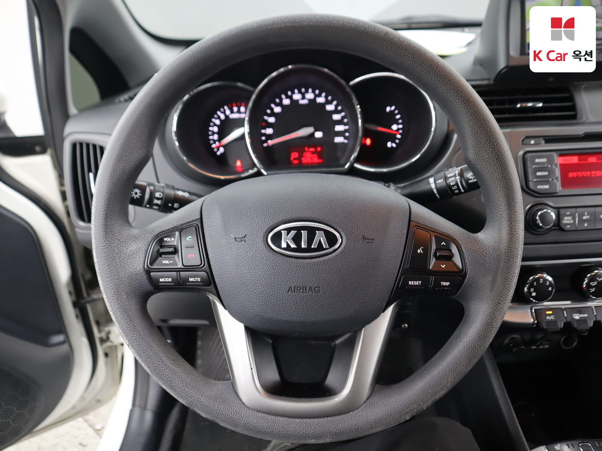 Kia Pride - 10