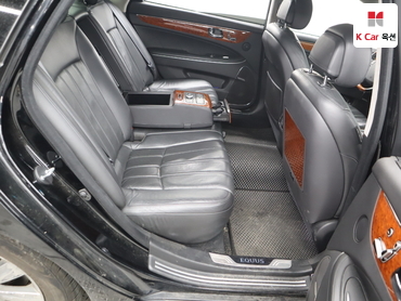 2010 - hyundai equus