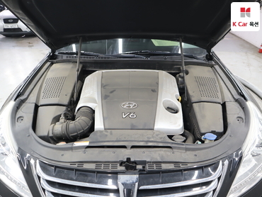 2010 - hyundai equus